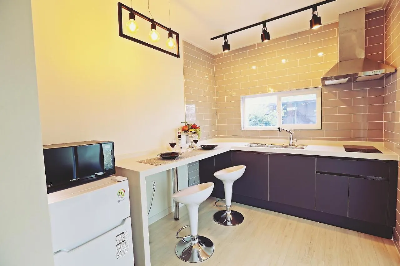 The Ocean Pension Jeju 0*,  Sydkorea