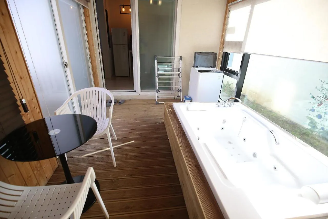 Feriehus The Ocean Pension Jeju